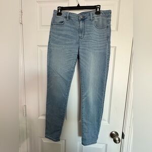 American Eagle Outfitters Light Blue Skinny Jeans